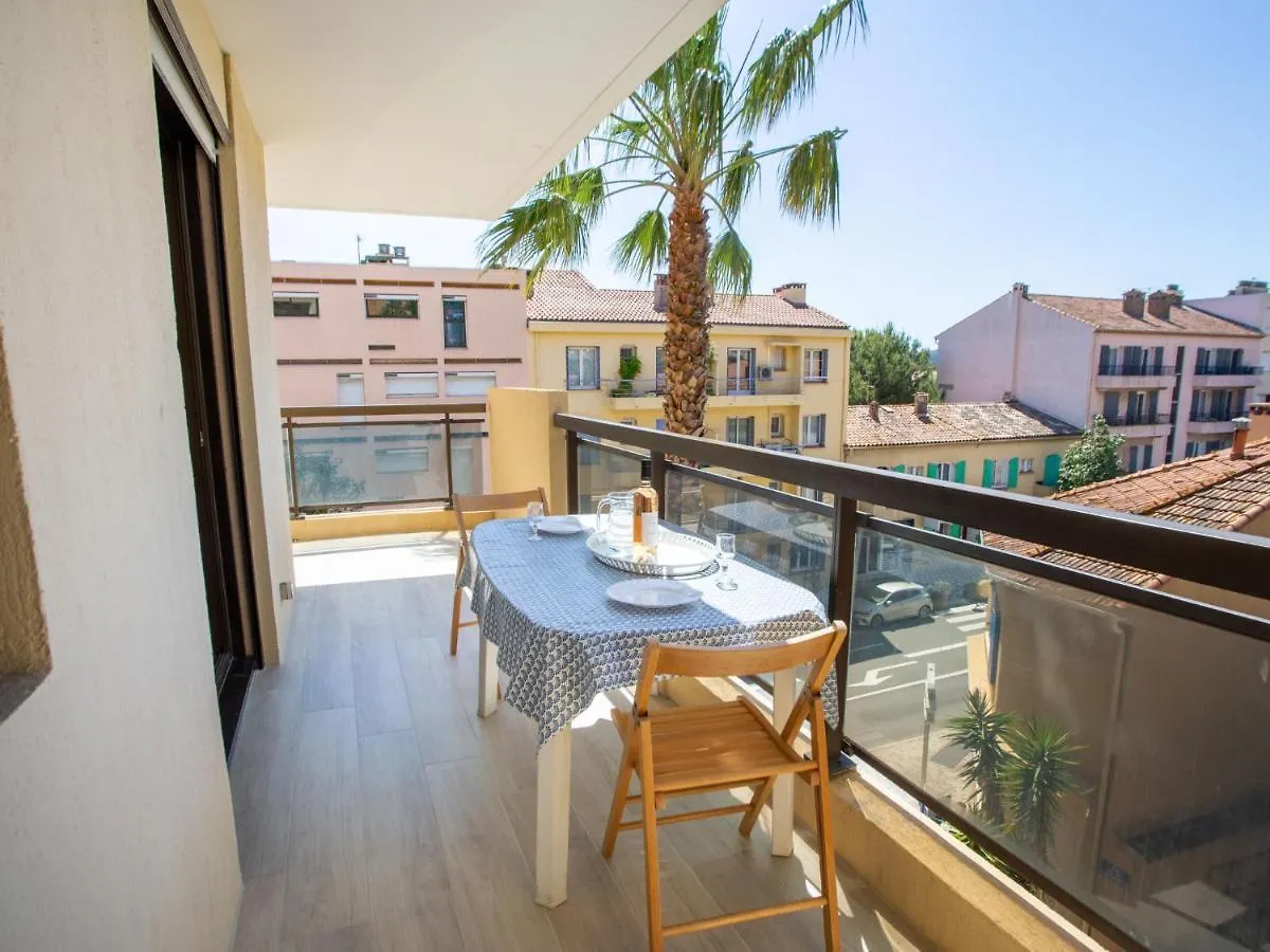 Apartment Saint James-9 Le Lavandou