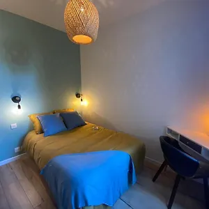 https://magnifique-appartement-t2-aux-portes-de-paris.fr-paris.fr